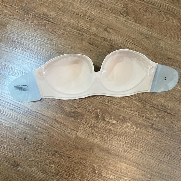 Backless bra - Picture 4 of 8